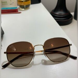 New Ray Bans (never worn)